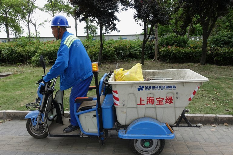 草根黑马挑战阿根廷巨星群