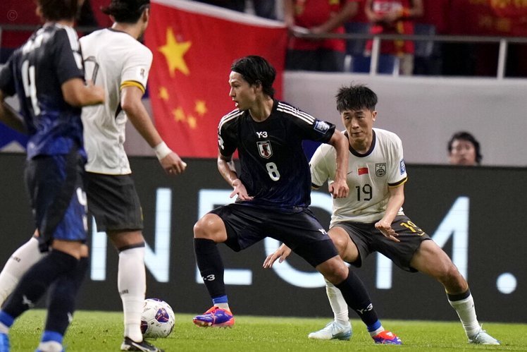 中国足球被日本压制：高中锋缺失成关键