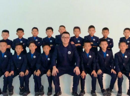 吕孟洋开场20分钟一助攻三抢断四脚关键传球，还要黑没防守没覆盖么