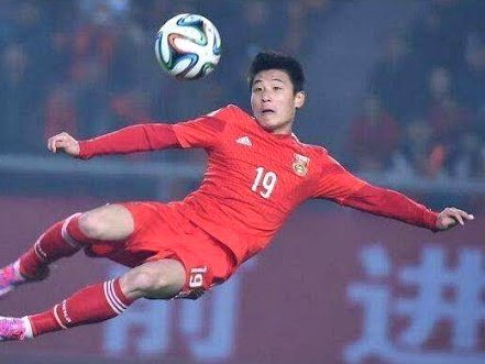 中国驻西班牙大使馆接见中国足球小将