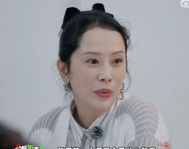 董老师又开始吹8岁宝宝天才了，09烂尾不管了？